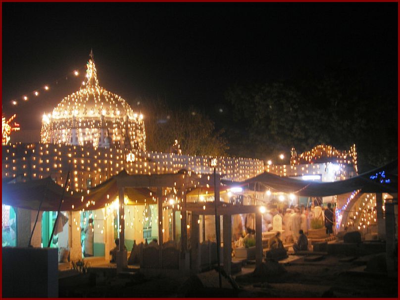 Mazar Shareef of Hazrat hafiz Jamalullah Multani R.A (Multan Shareef)